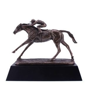 Horse Racing - Stretched